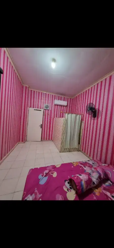Kamar kost kosan bebas campur murah daerah gajahmada krukut