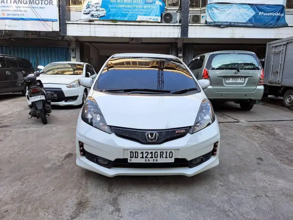 ISTIMEWA! Jazz 1.5 RS Limited 2014 / 2015 manual nik 2013 jes E mt at
