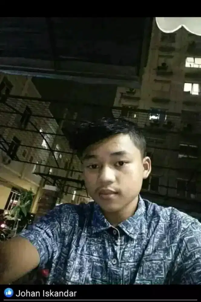 Cari kerja apa aja yng penting bisa PP kali aja ada deliver