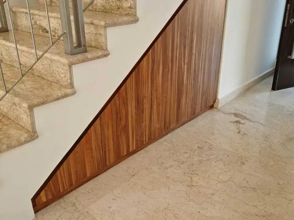 Sewa Rumah golf island PIK ukuran 8x20 Semi furnish RAPI siap huni