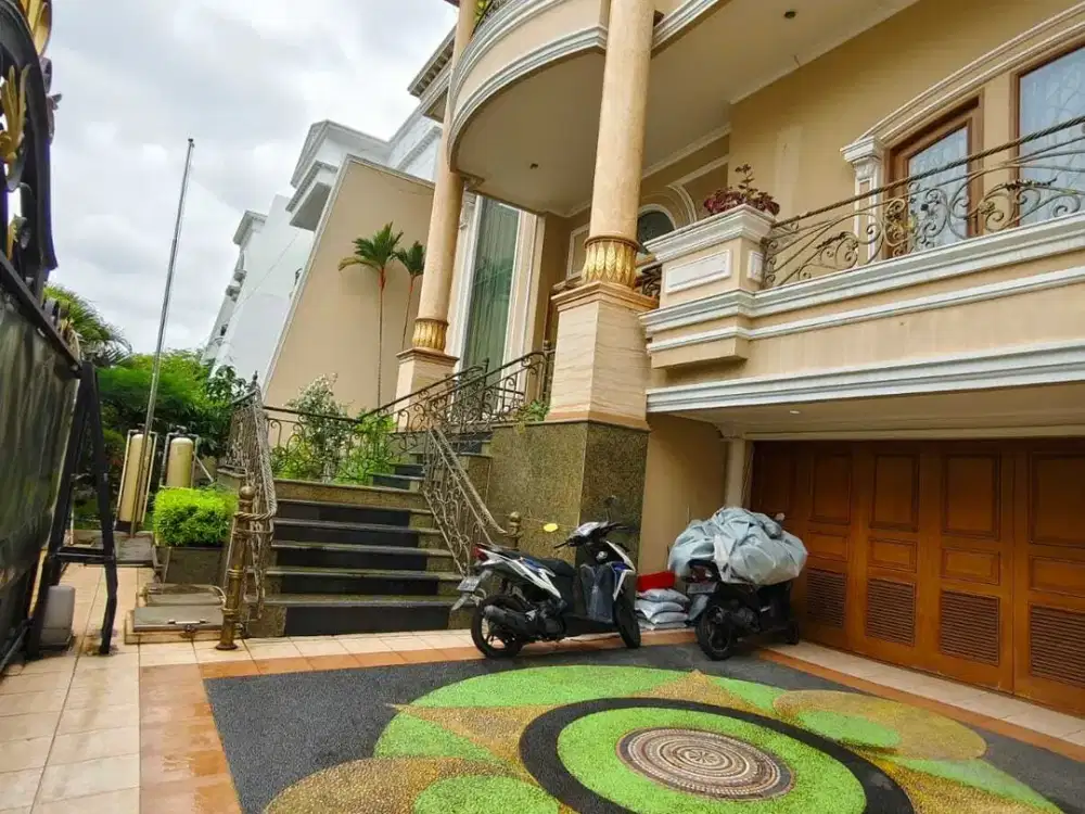 Jual cepat Rumah mewah PIK luas 425m bangunan 1000m full marmer & jati