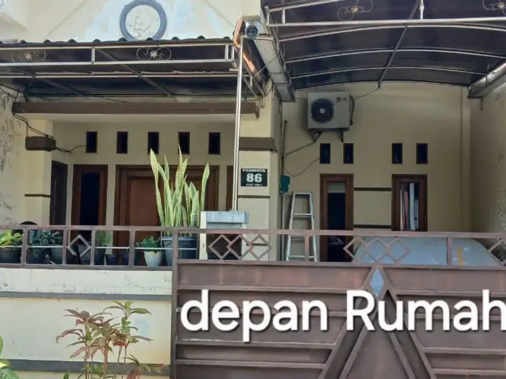 Rumah di permata Wolter Monginsidi, Pedurungan, Semarang