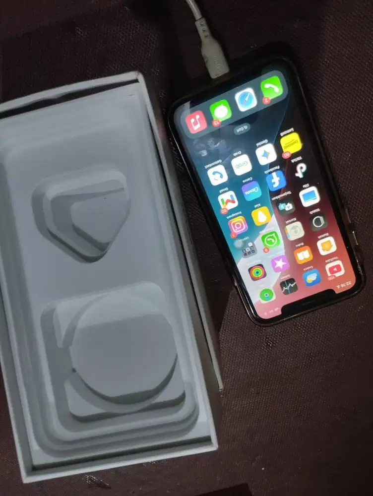 Iphone xr 64gb inter
