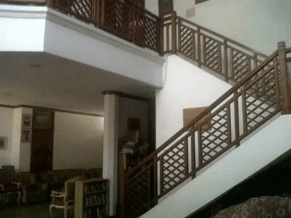Rumah Tinggal 2 Lantai Pinggir Jalan Raya Utama Rawamangun S8618
