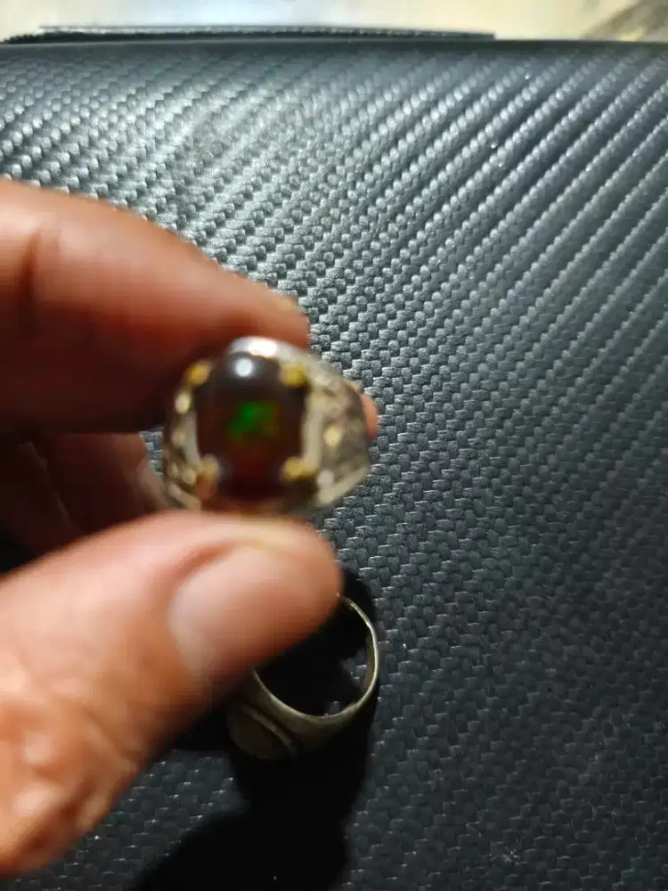 Kali Maya banten dim kantoran