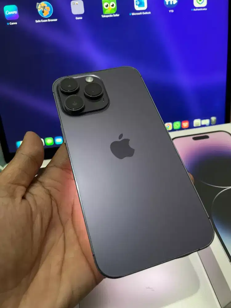 iPhone 14 Pro Max