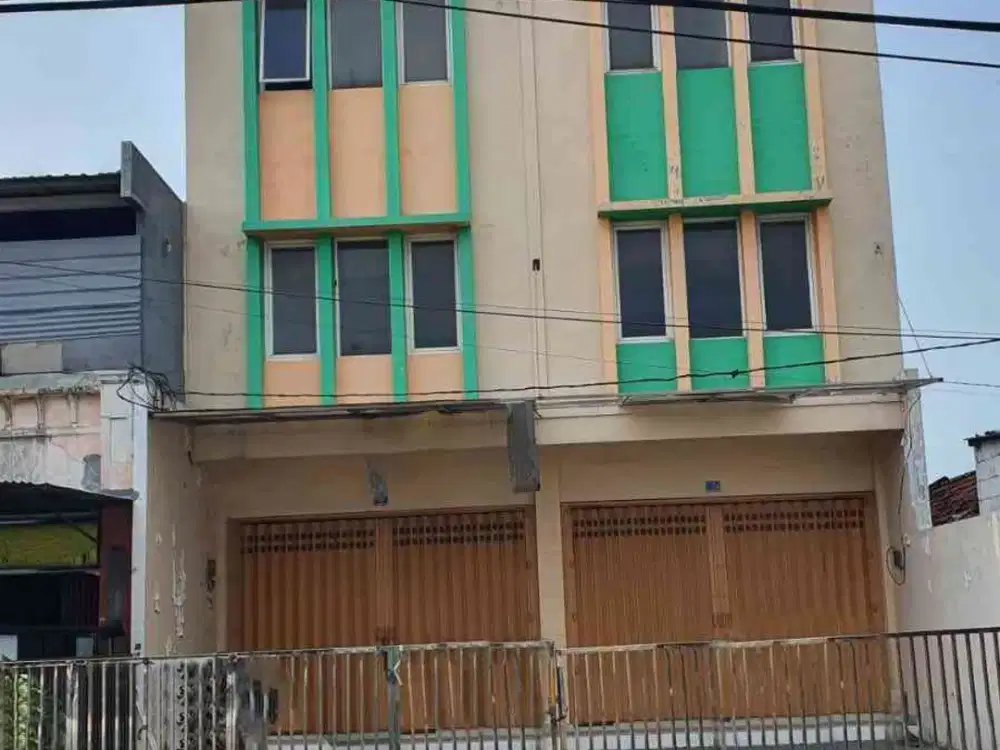 Ruko Raya Lempung Tama