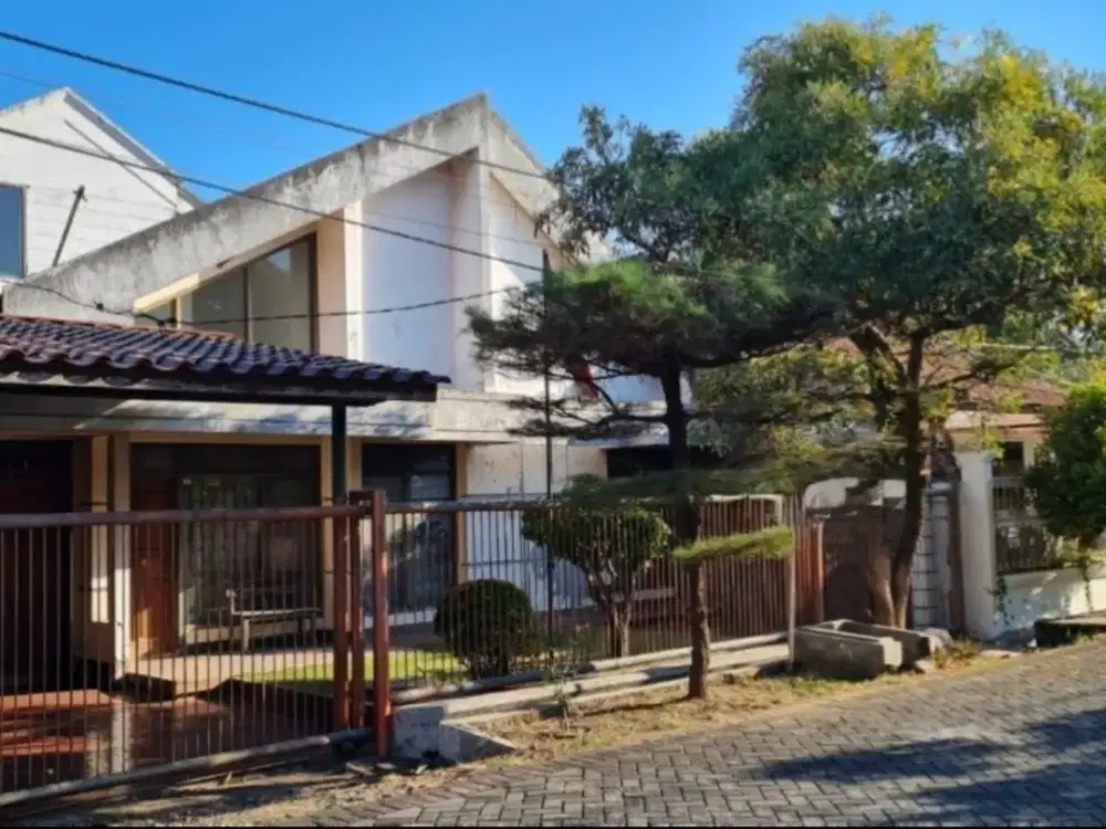 Dijual Cepat Rumaha Manyar Kertoadi