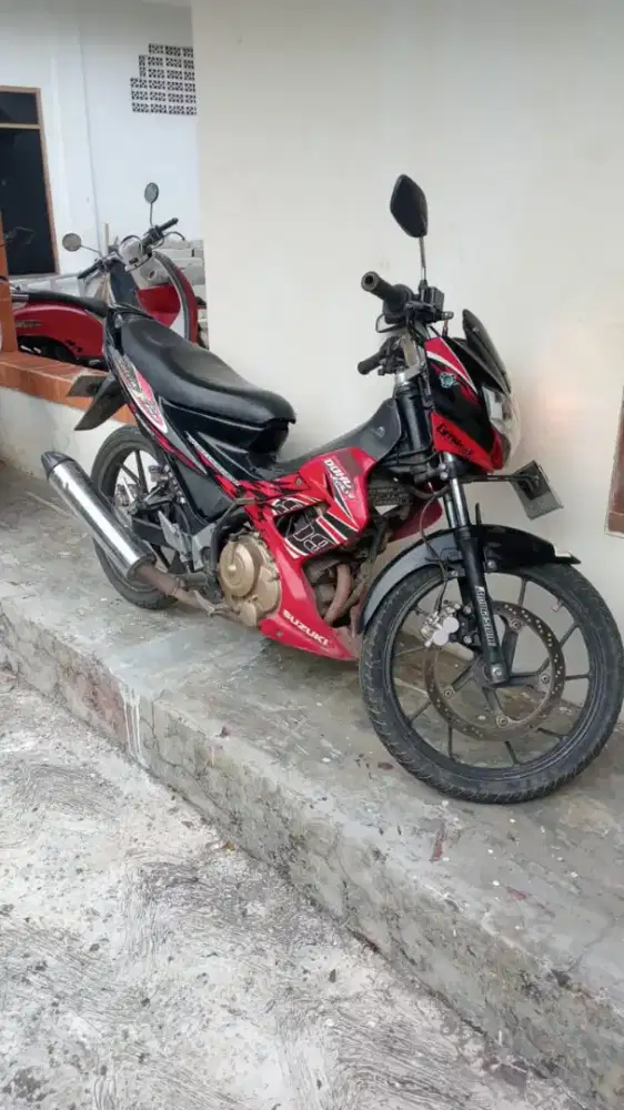 Di jual Suzuki satria Fu
