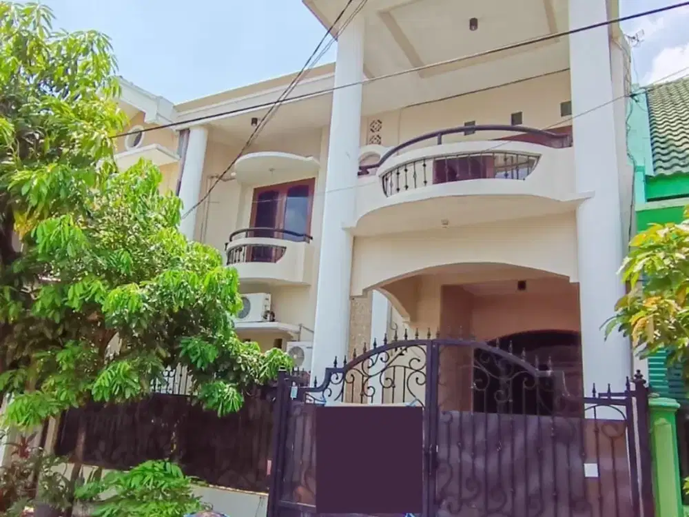 Rumah Wiyung Surabaya 2 Lantai Full Bangunan