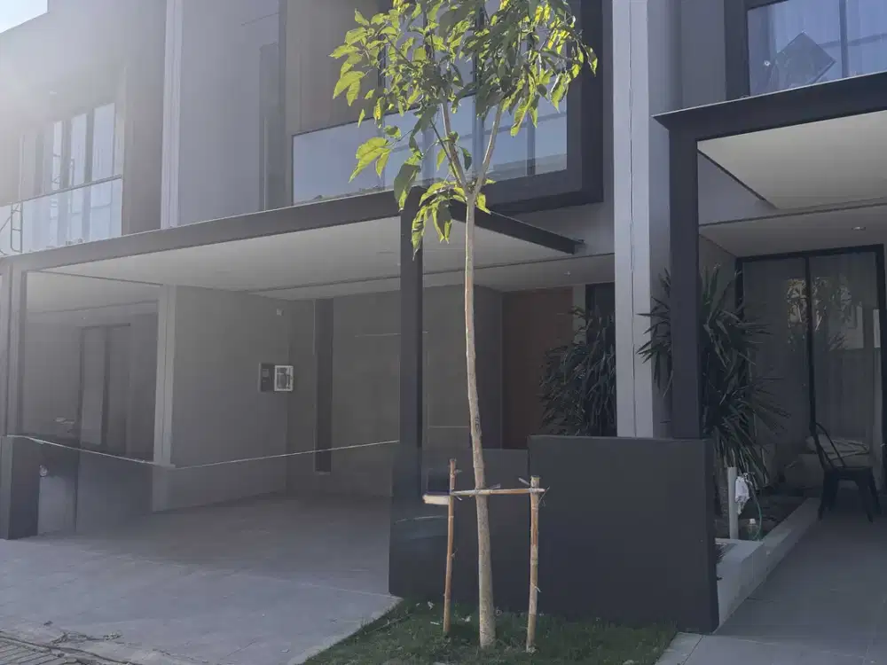 Rumah Baru 3Lantai Citraland Northwest