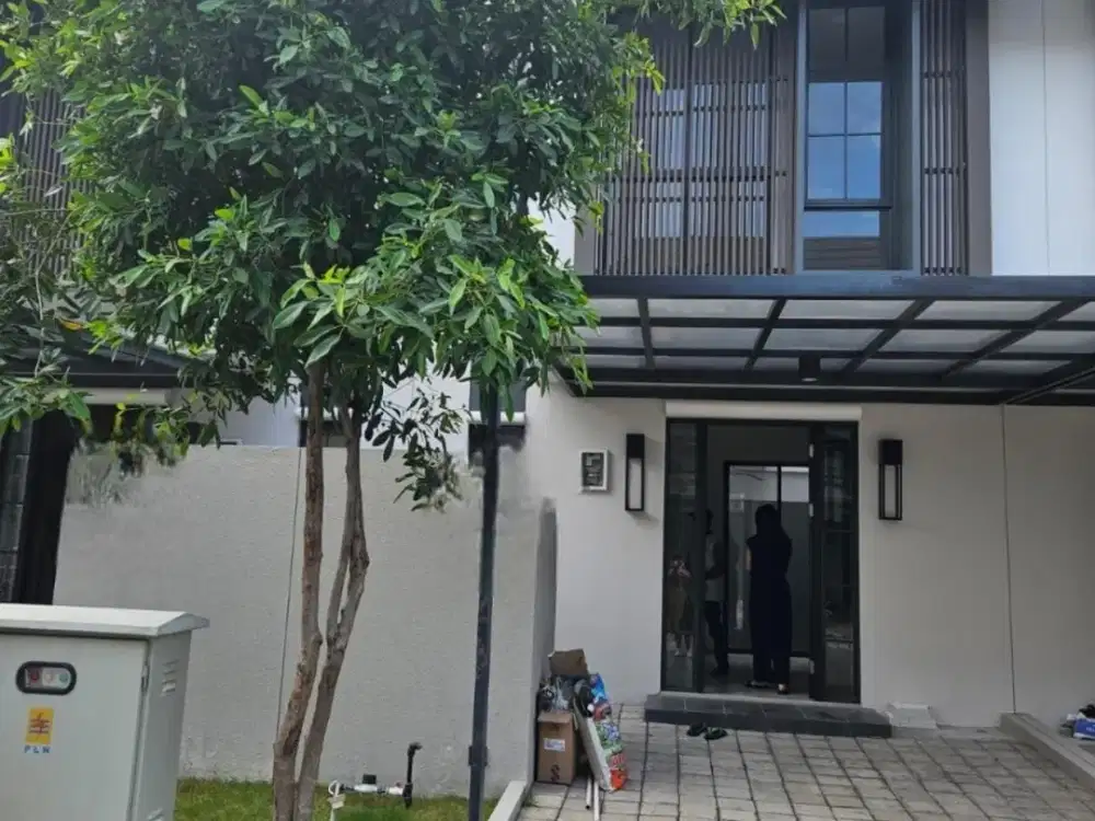 DISEWAKAN RUMAH BARU GRESS AMESTA LIVING