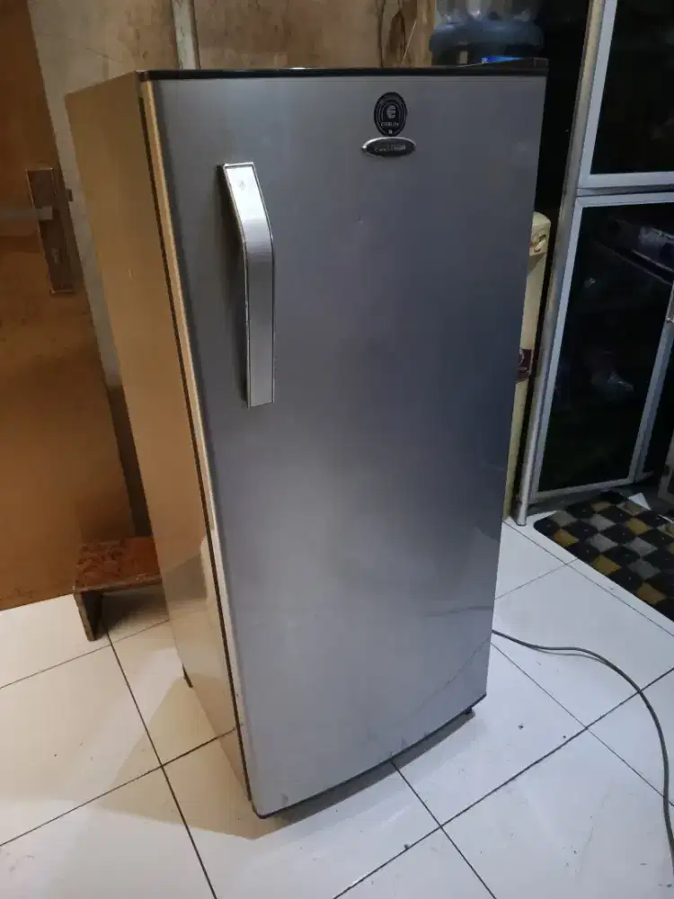 Kulkas polytron normal siap pakai free ongkir