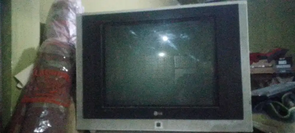 Tv  21 inch LG Flatron ,wireless, nicam