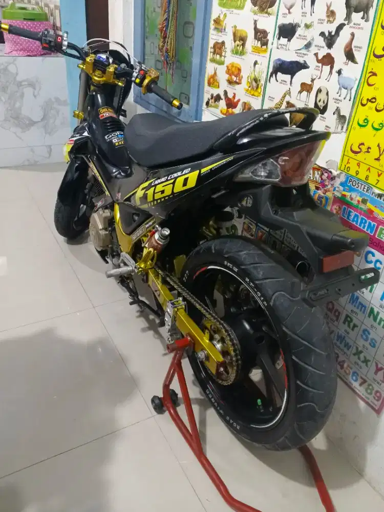 Suzuki Satria fu