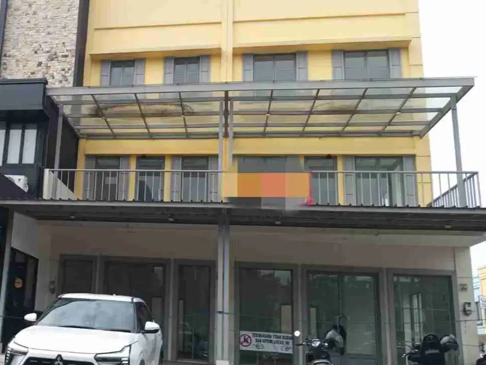 Sewa Ruko Gandeng Maggiore Boulevard 3 Lantai 635 Jt/Thn
