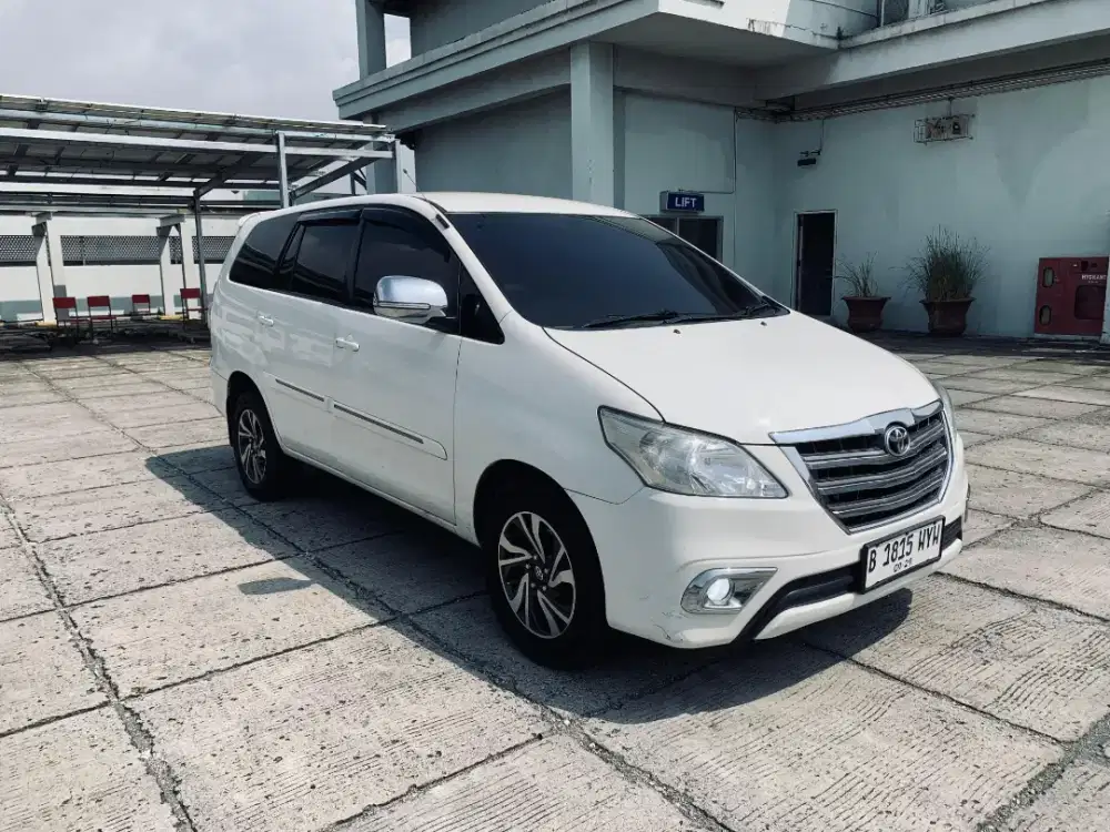 TERMURAH. Toyota Kijang innova G diesel 2015