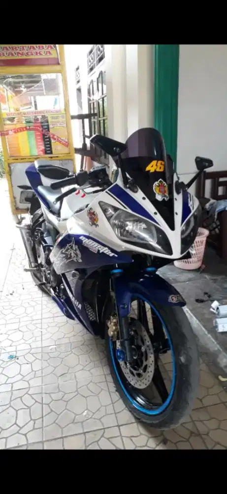 Yamaha R 15 siap sport komplit