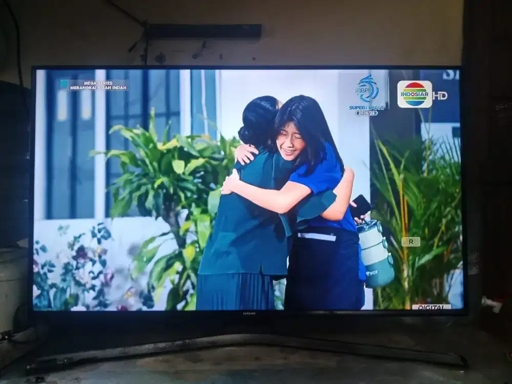LED DIGITAL SAMSUNG 43 inch (Layar Cekung)