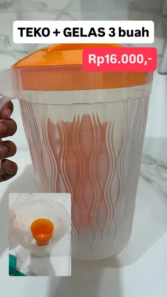 Teko Plastik dan Gelas