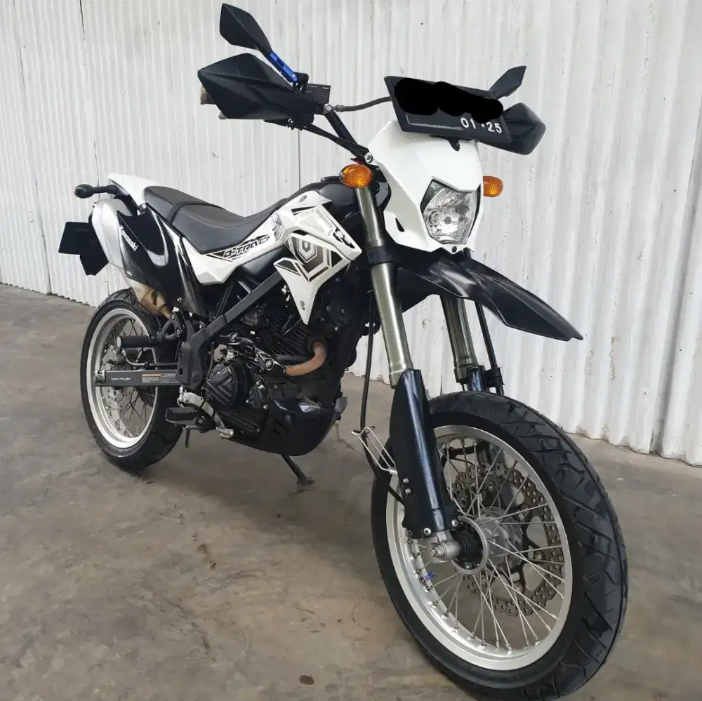 KAWASAKI DTRACKER / D'TRACKER / KLX 150cc 2018 WARNA PUTIH