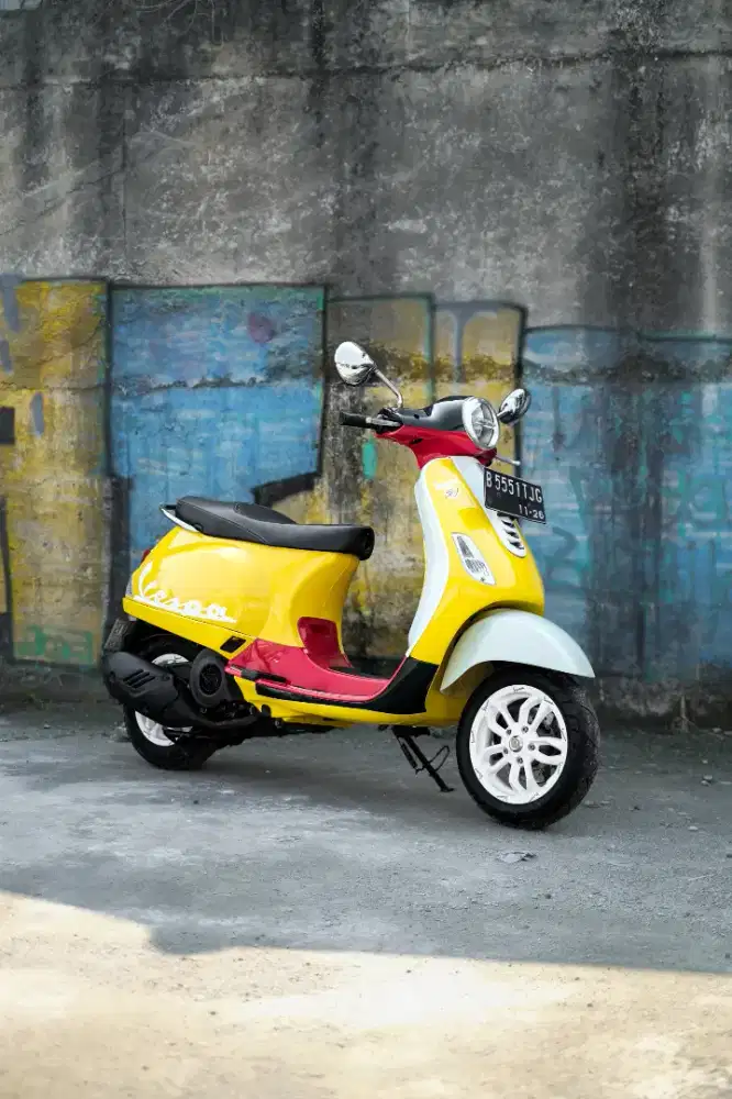 PIAGGIO VESPA MATIC LX 125 IGET FACELIFT 2022 LOOKS SW