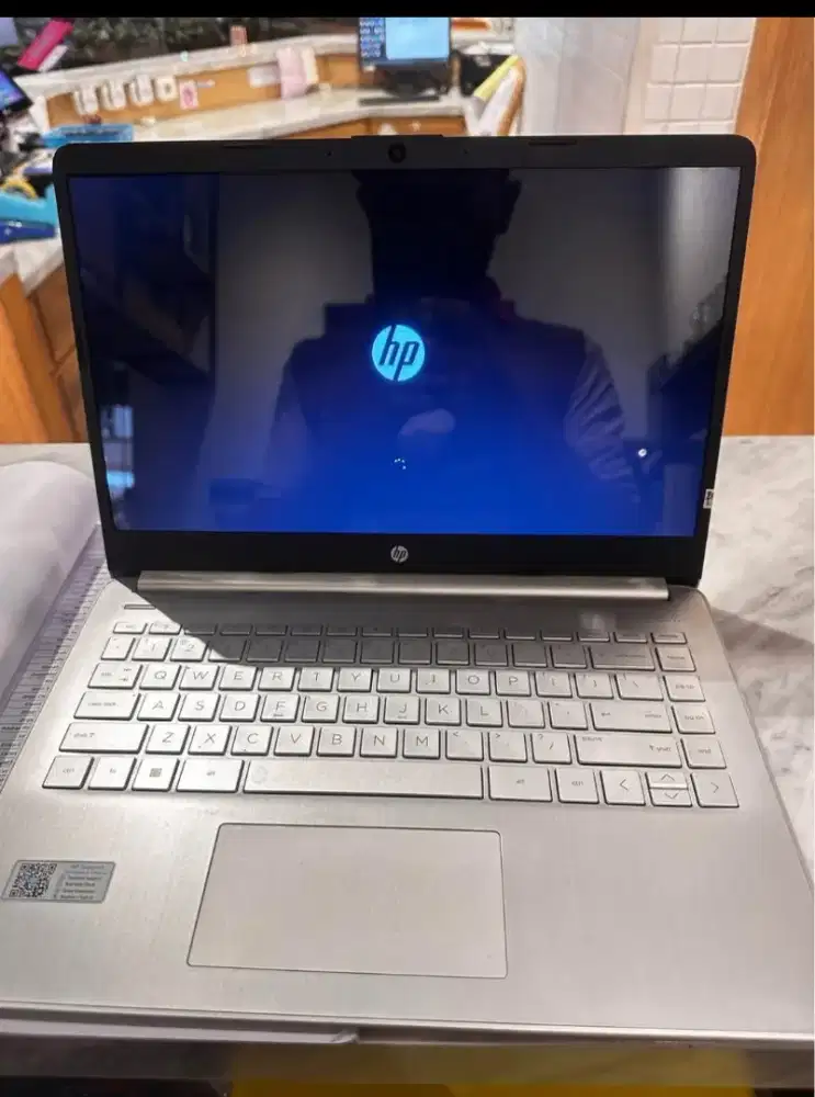 Laptop slim HP 14s