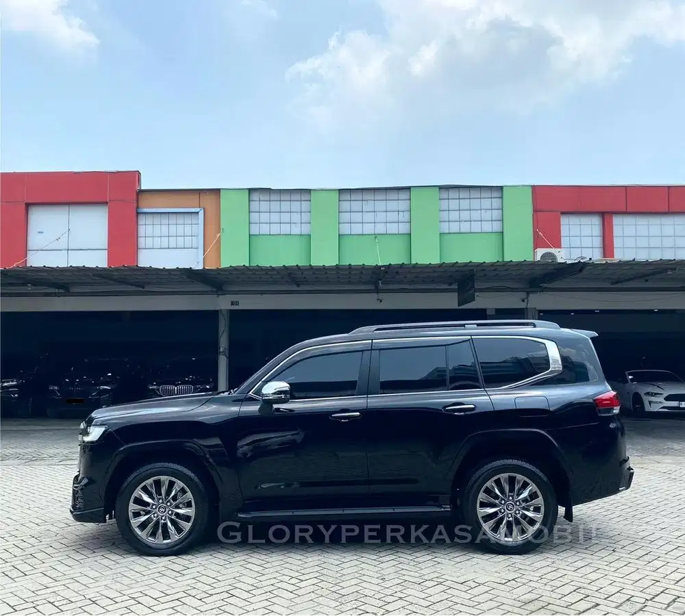 Toyota Land Cruiser 300 VXR 2024 KM 3rb ANTIK Toyota LC300 LC 300