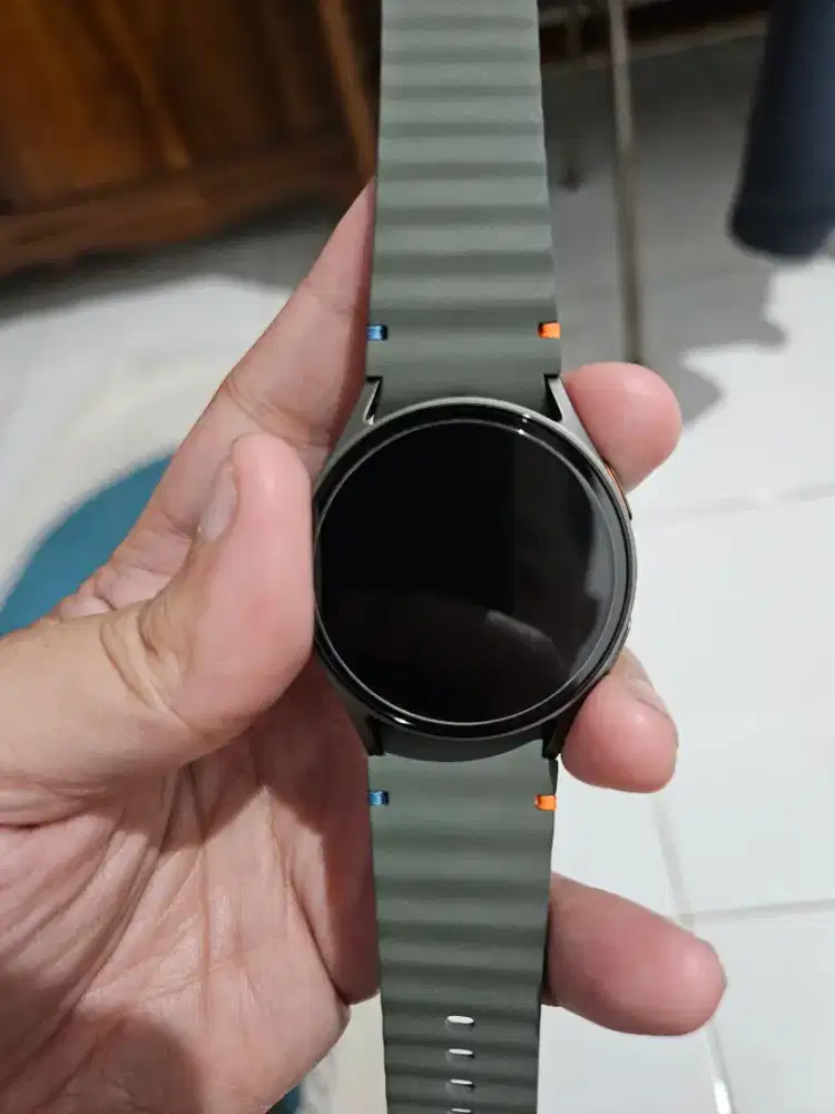 Dijual samsung galaxy watch 40mm, Garansi masih panjang 2026