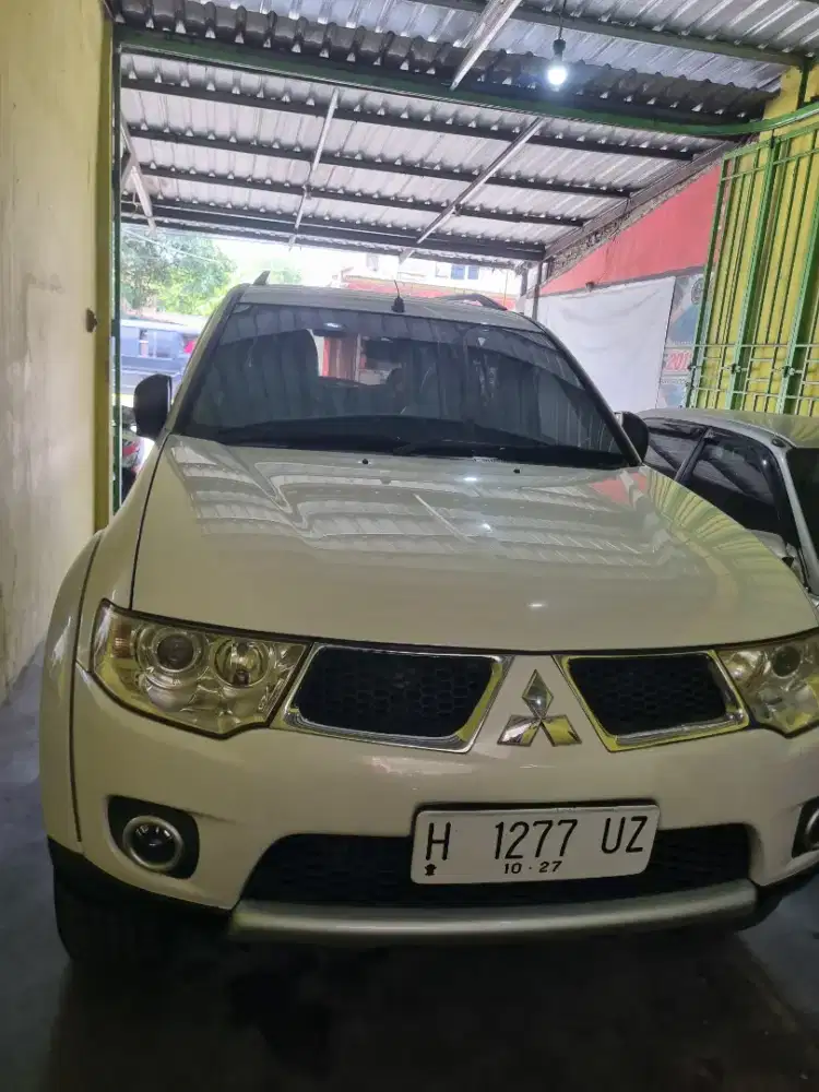 Pajero Sport Exceed 2011 Automatic
