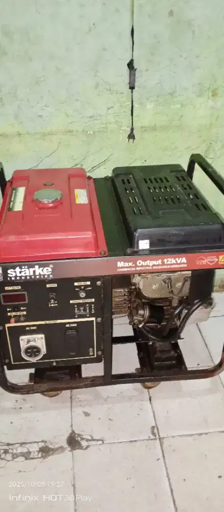 Jenset bensin merek Starke 1200000 watt setater hidup minus aki