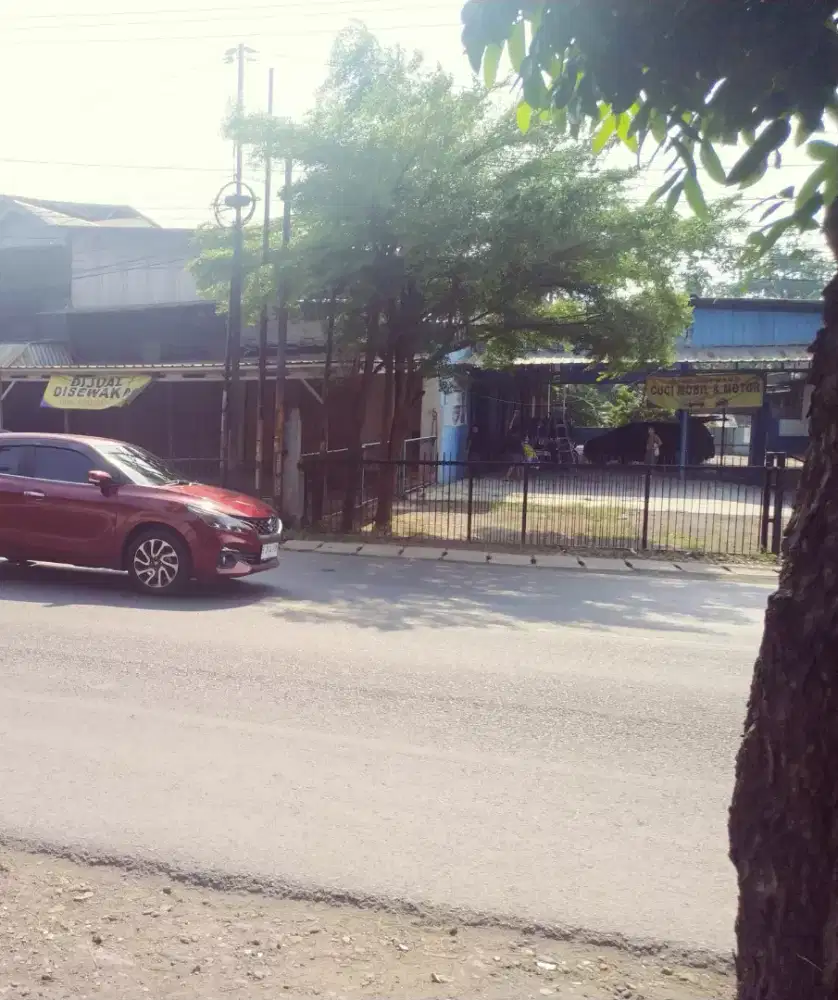Dijual Tanah & Bangunan pinggir jalan raya