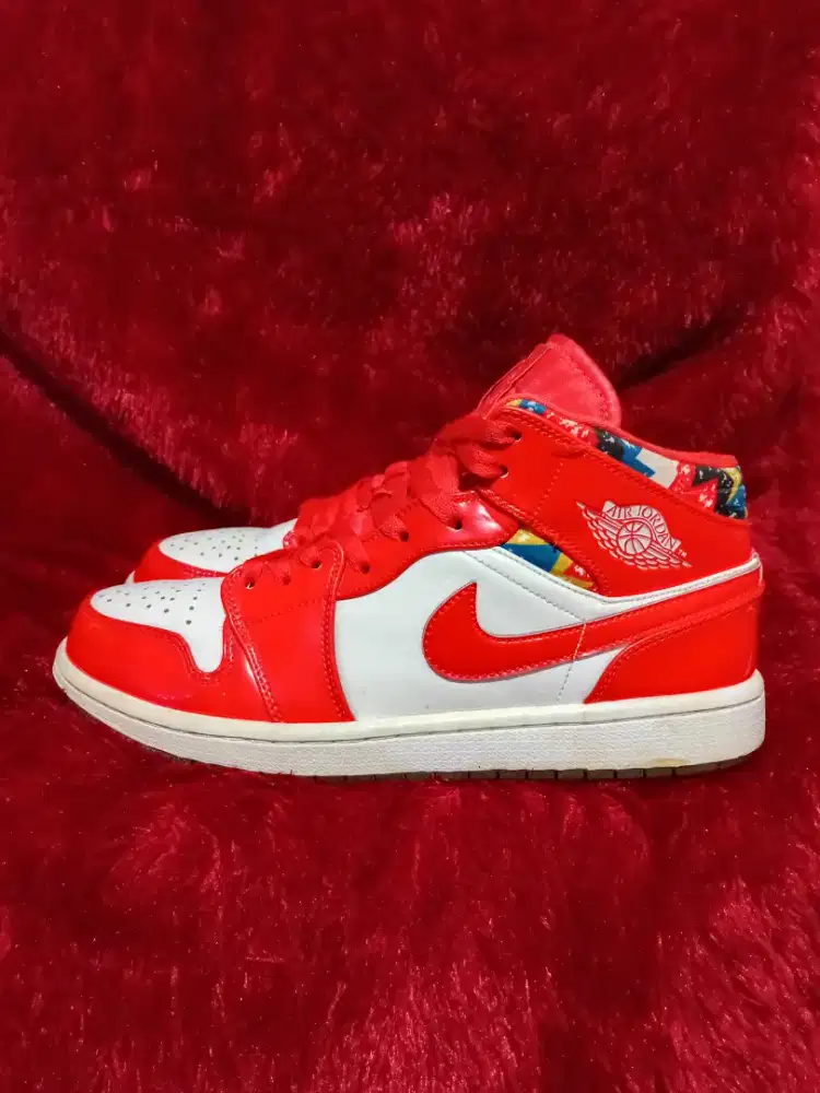 AIR JORDAN 1 RETRO MID BARCELONA SIZE 42