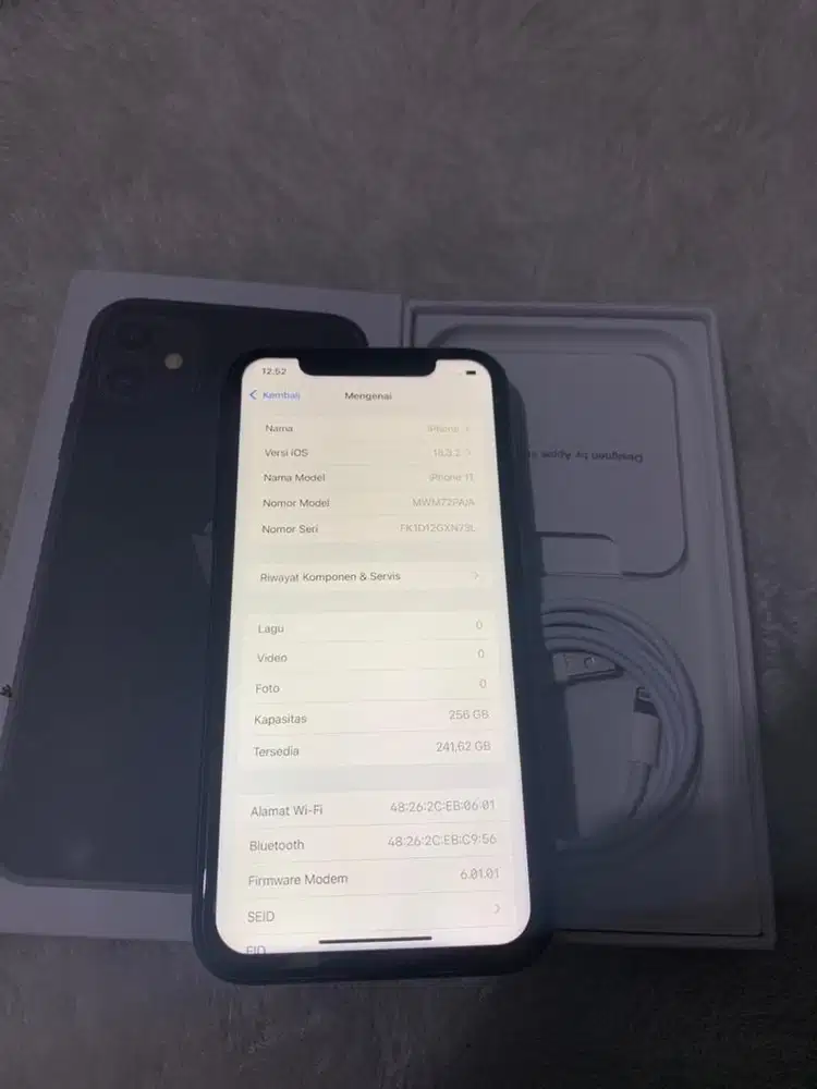 Iphone 11 256gb ex ibox warna black
