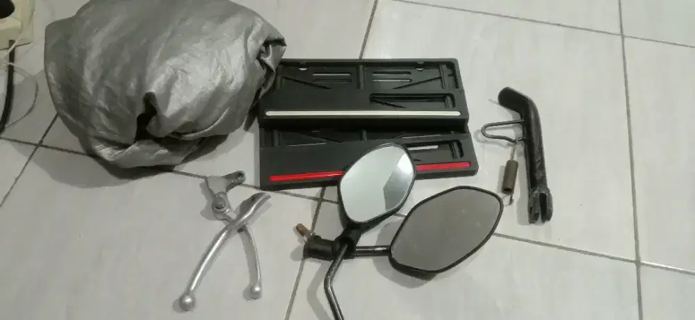 Sarung motor,spion,standar samping,cover plat nomor,handle rem mio