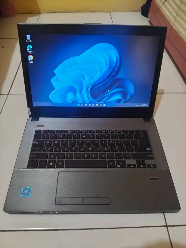 Laptop Asus PU450CD, JUAL CEPAT !!