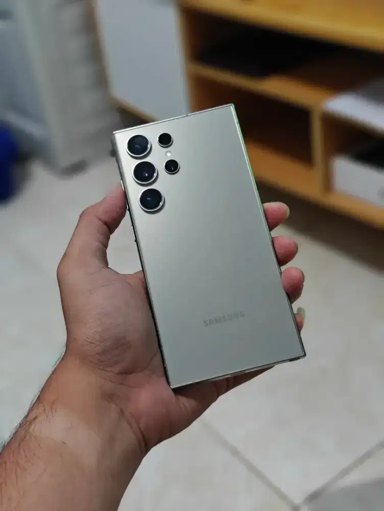 Samsung S24 Ultra 16/512 GB Fullset second mulus