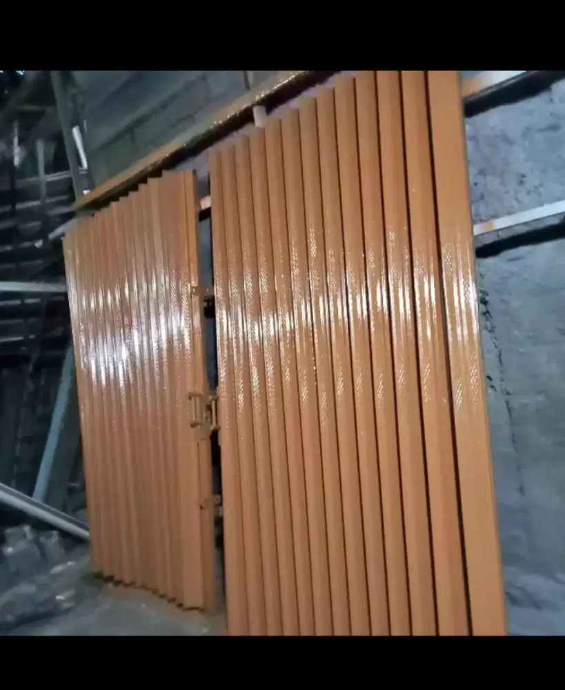 Menerima pembuatan pintu folding gate rolling door