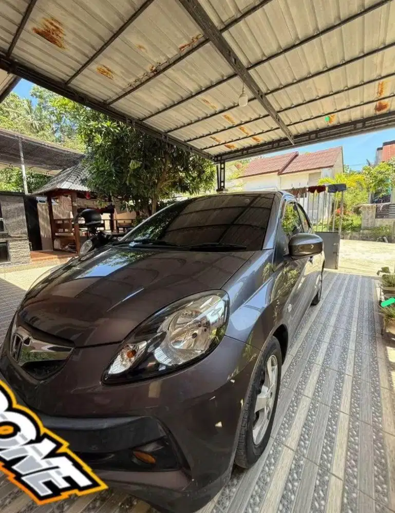Honda brio E CKD metik