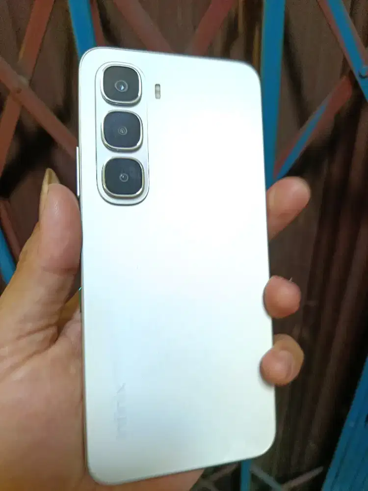 HP INFINIX HOT 60 i mulus