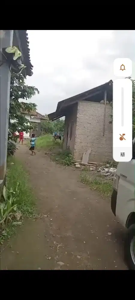 Jual bu bangunan  usaha ada bangunan rumahmy jga ad
