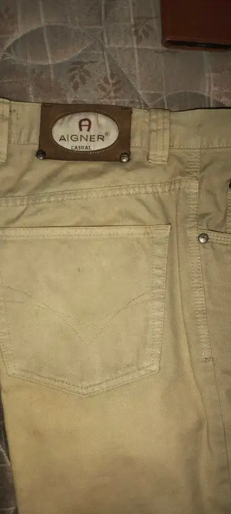 JUAL CELANA ETIENNE AIGNER SIZE 34 BARU 99%