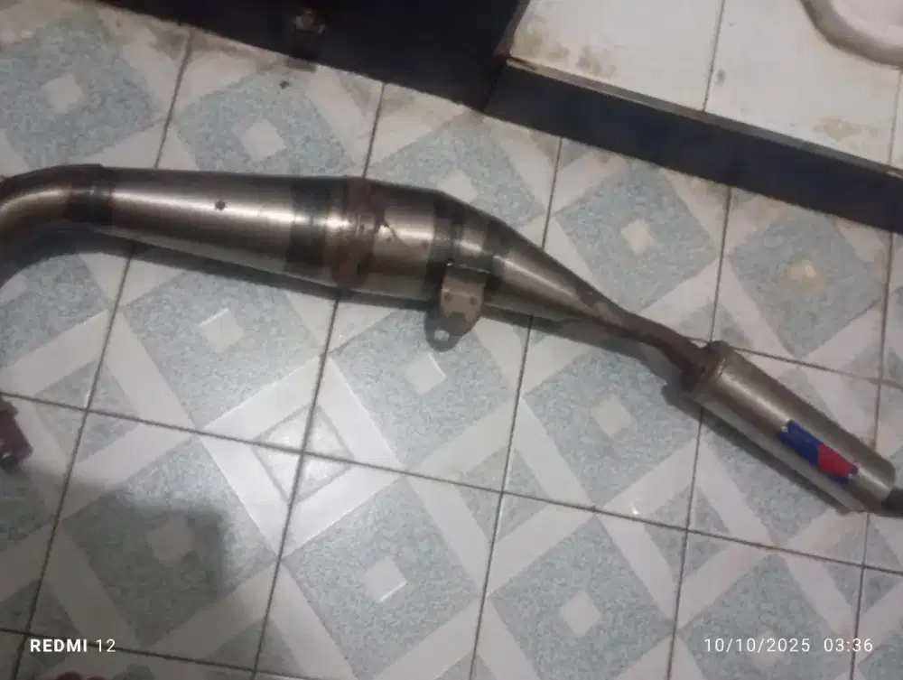 Dijual cepet knalpot satria R (YY PHANG)