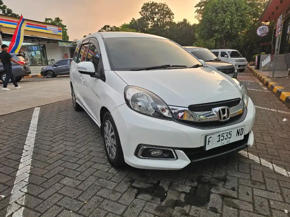 Mobilio E Prestige Matic 2015