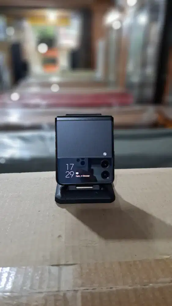 samsung z flip 3 5G murah ajahhh, minus flexibel dan layar
