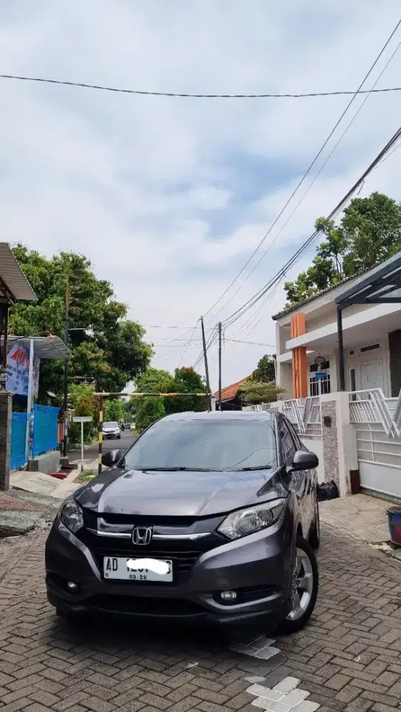 HRV E MATIC 2017 TANGAN PERTAMA