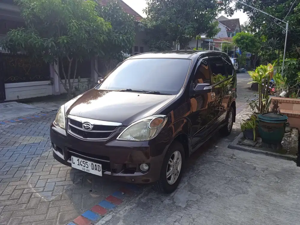 Daihatsu Xenia 2010 Bensin