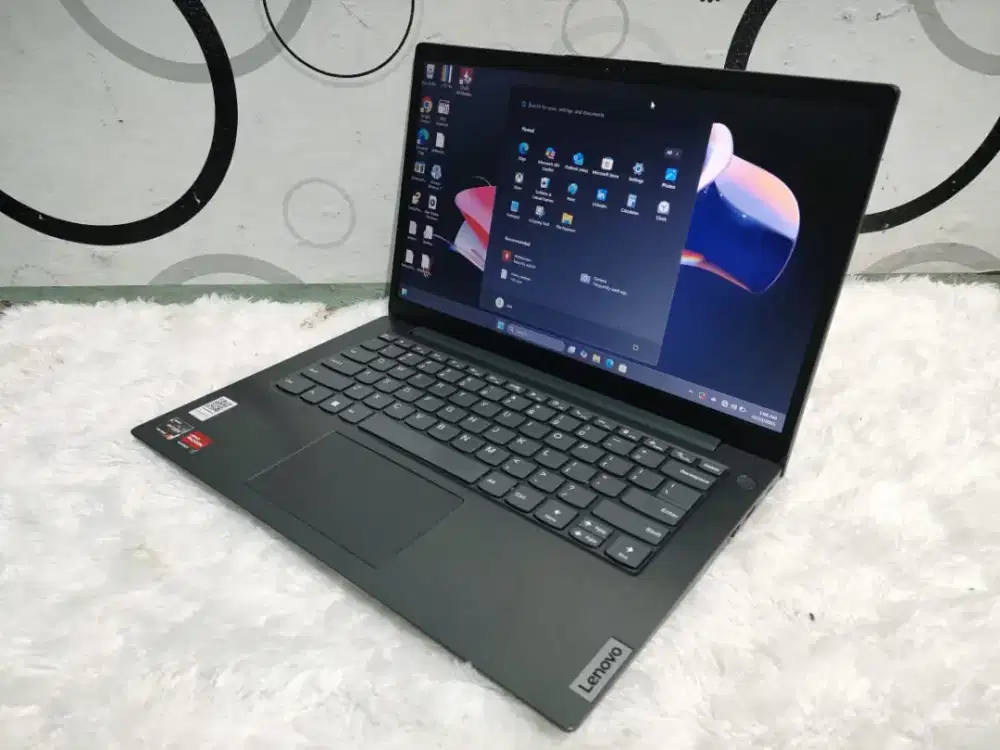 Lenovo V14 G2 ALC