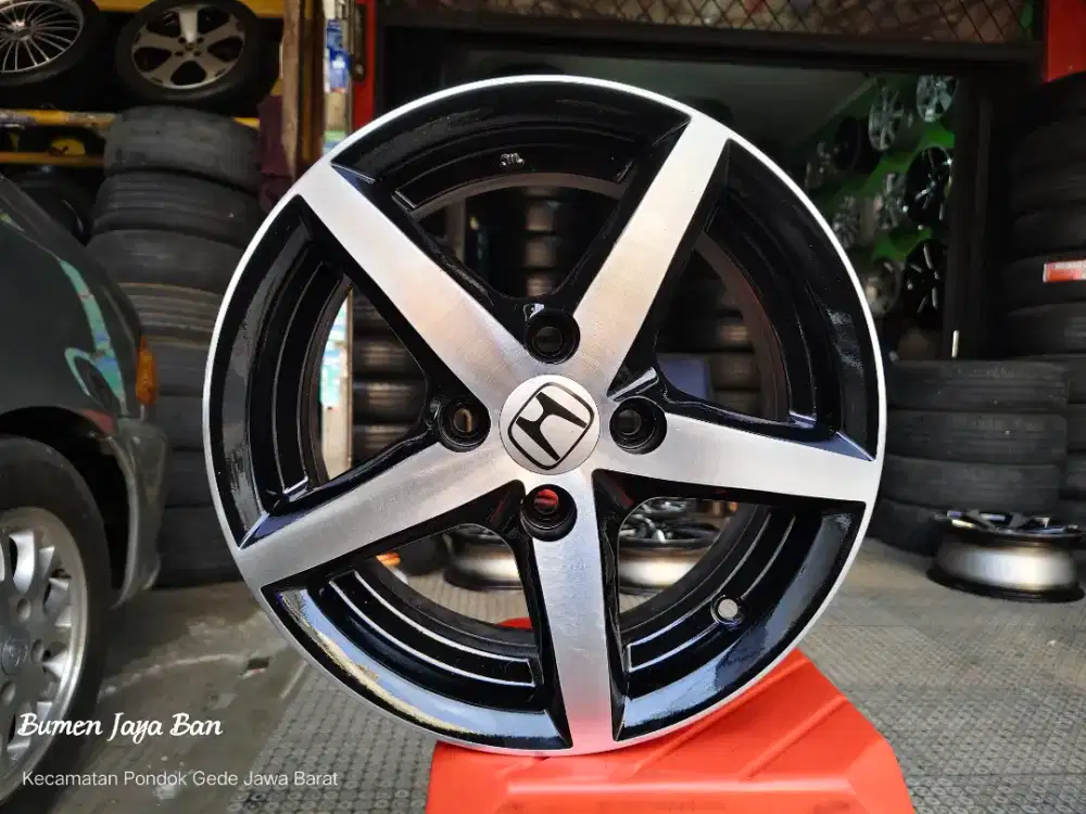 Velg oem Honda Jazz Brio R14 pcd 4x100 untuk sigra calya karimun dll