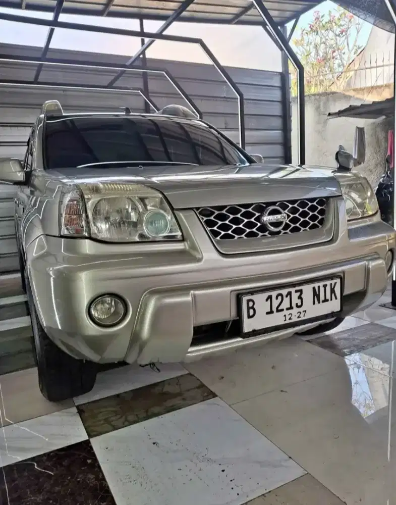 xtrail Xt T30 2005 matic lokasi bsd serpong tangsel